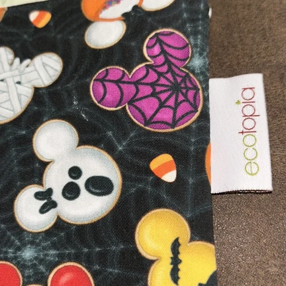NWT Reusable food bag- Disney Halloween theme - Picture 2 of 10